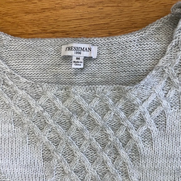 Freshman 1996 Sweater Women’s Medium Gray Knit High Low Hem Ties at Sides Casual - Picture 2 of 8